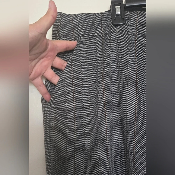 Max Studio Women's Wide Leg Pleated Pant - Picture 2 of 7